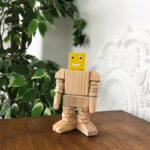 Robot-Amarelo