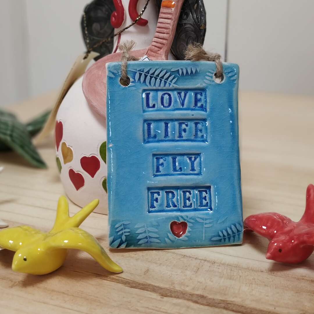 placa ceramica love life fly free 3