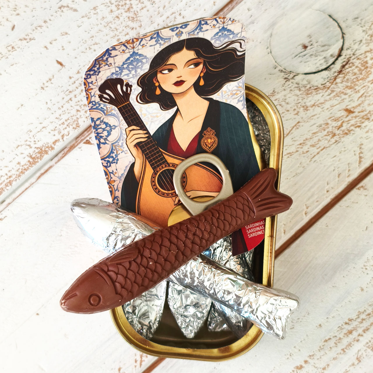 Sardinhas-chocolate-fadista-azulejo-4